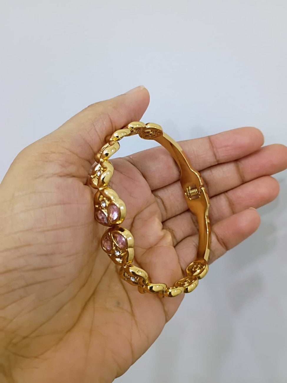Anti Tarnish Openable Fits for 2.6, 2.8 size Bracelet - AT31