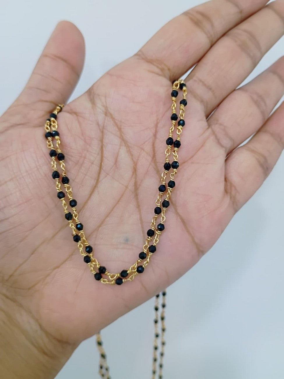 20 inches Black beads chain B124
