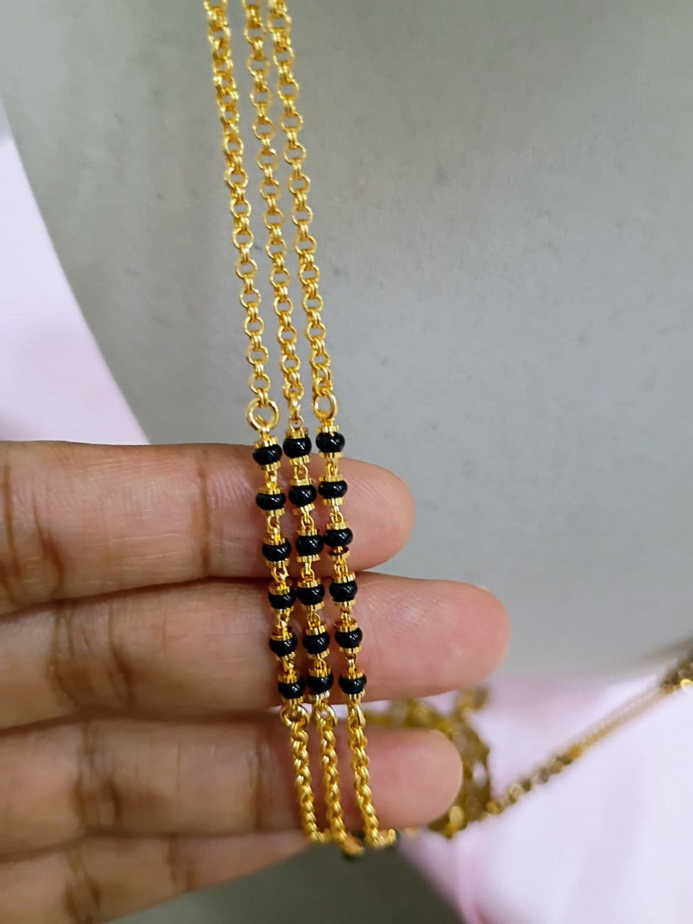 26 inches Black beads chain B125
