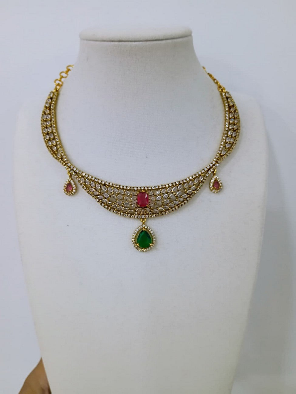 Neckset with Earrings N180