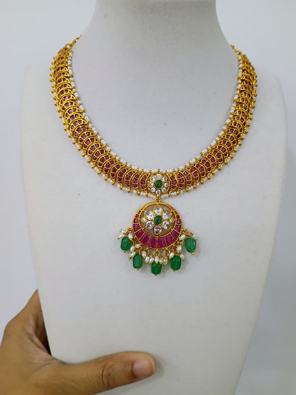 Neckset with Earrings N225