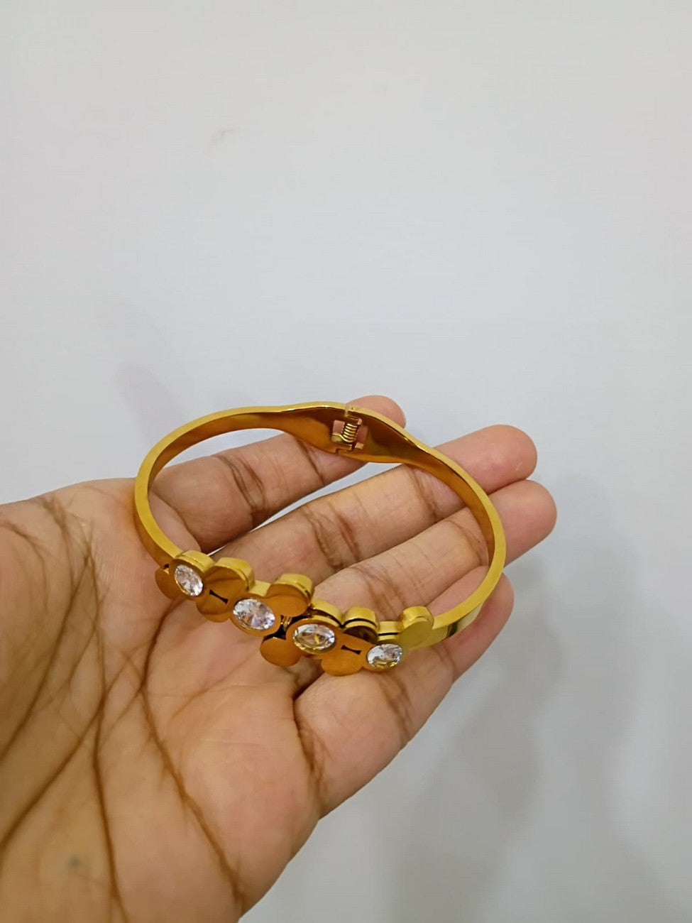 Anti Tarnish 2.2, 2.4 sizes Openable Bracelet - AT12