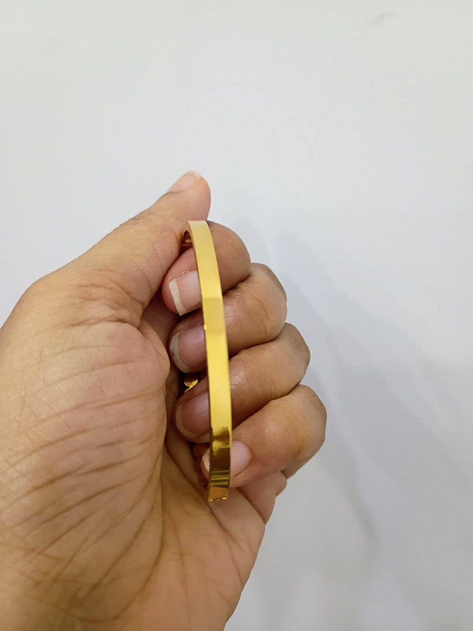 Anti Tarnish openable fits for 2.2, 2.4 size Bracelet - AT15