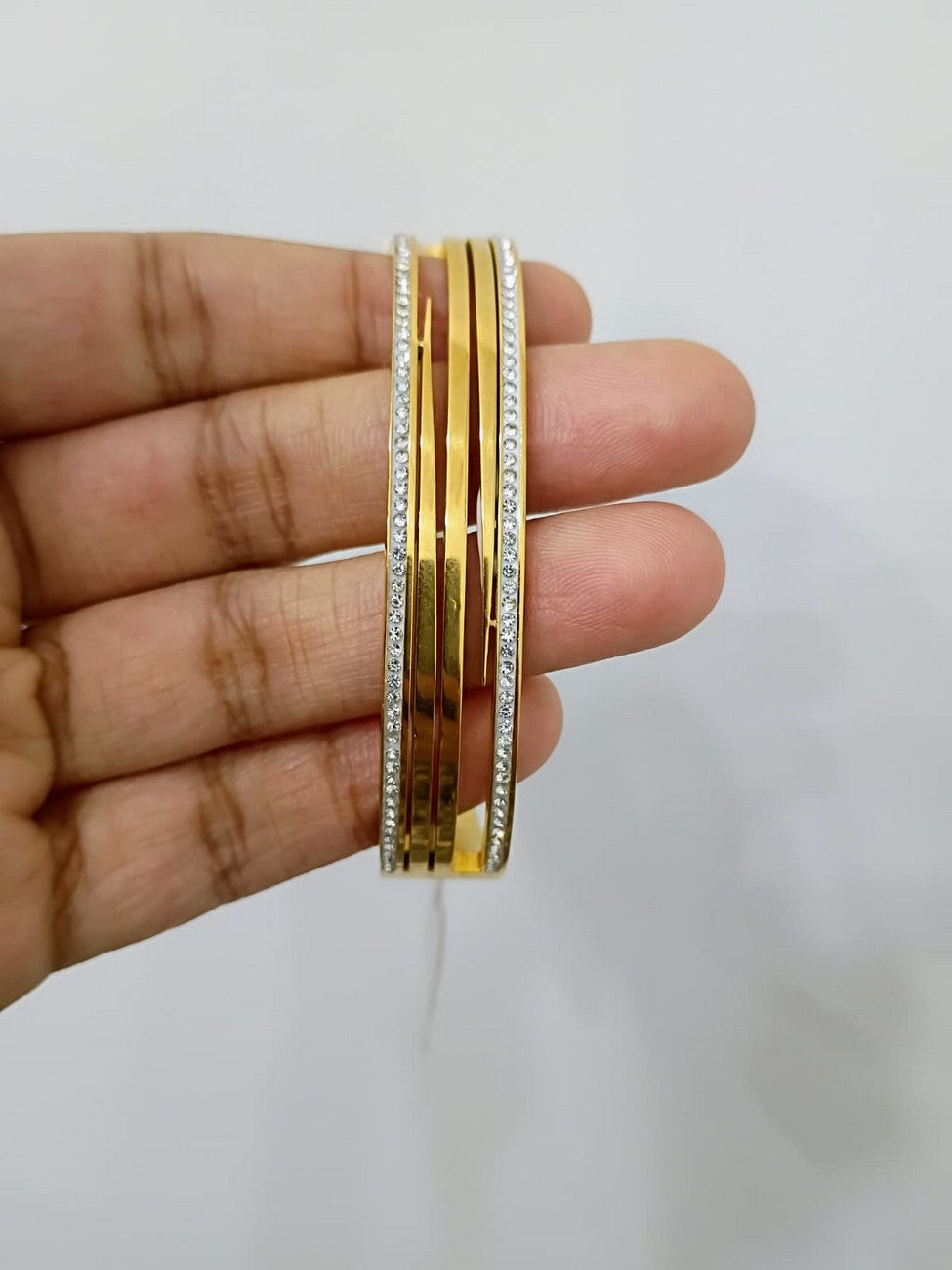 Anti Tarnish Openable Fits for 2.6, 2.8 size Bracelet - AT25