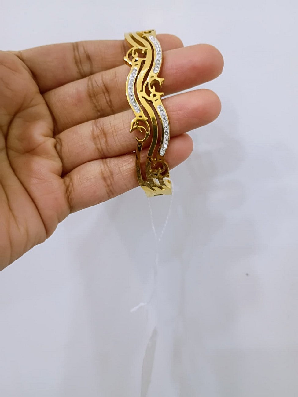 Anti Tarnish Openable Fits for 2.6, 2.8 size Bracelet - AT32