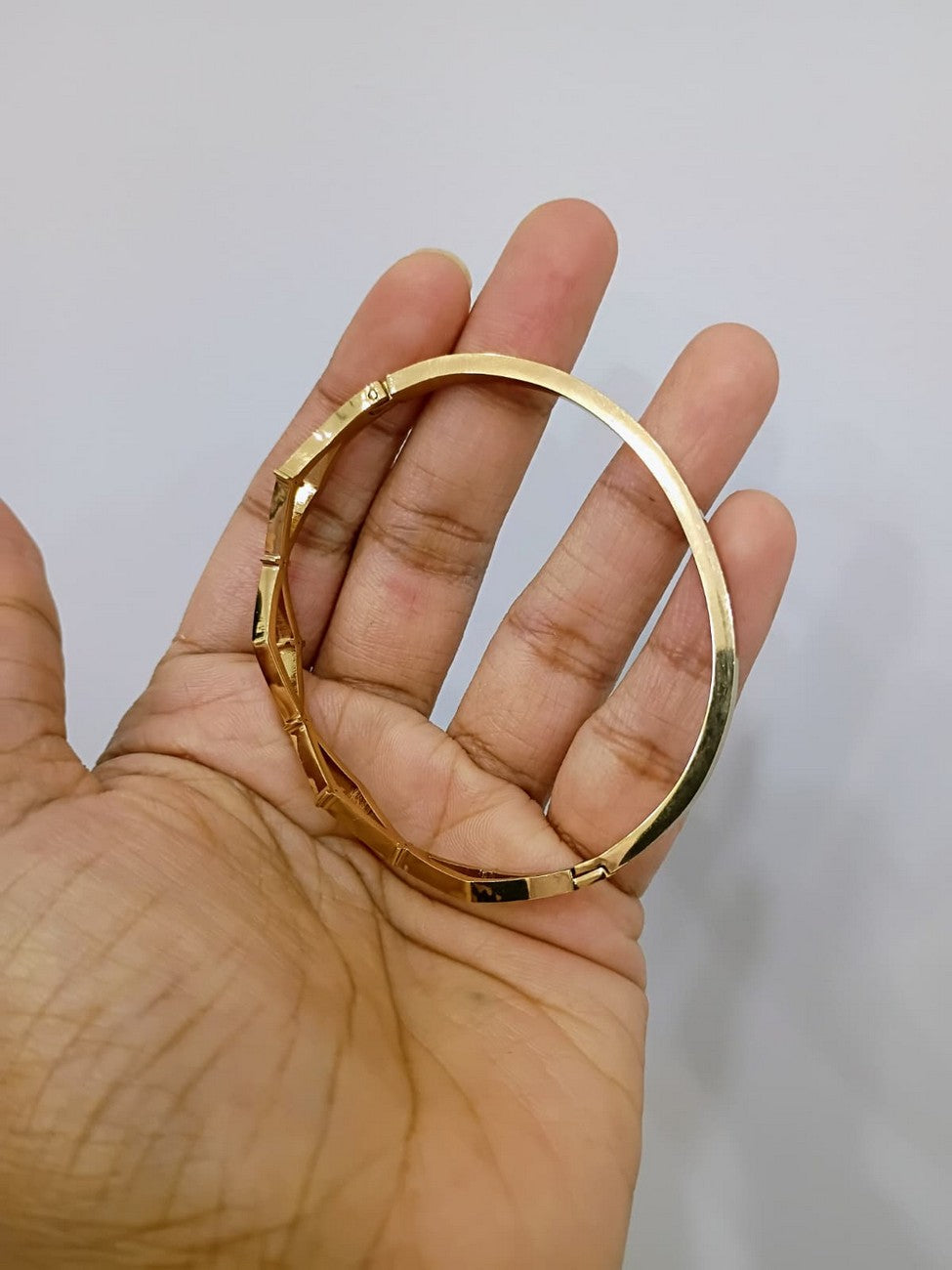 Anti Tarnish Openable fits for 2.6, 2.8 size Bracelet - AT34