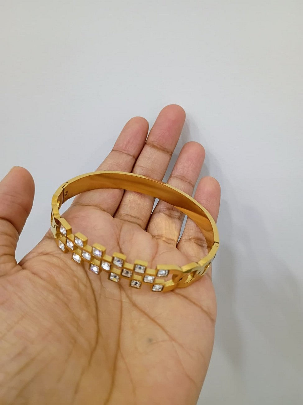 Anti Tarnish Openable fits for 2.6, 2.8 size Bracelet - AT35