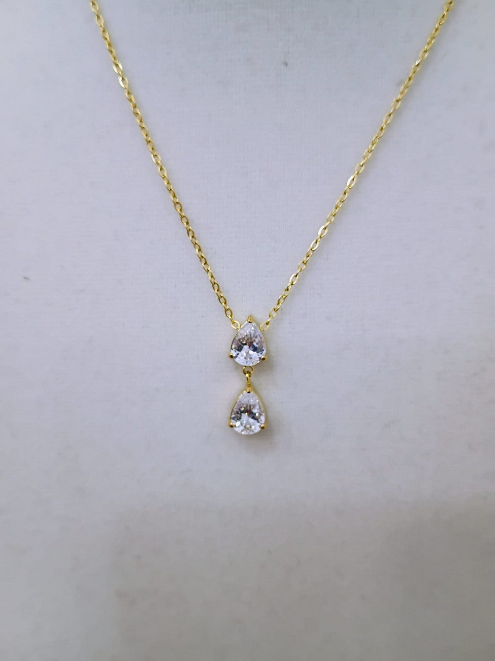Anti Tarnish Daily wear 18K PVD Gold plated - 16 inches - extends to 18 inches - AT46