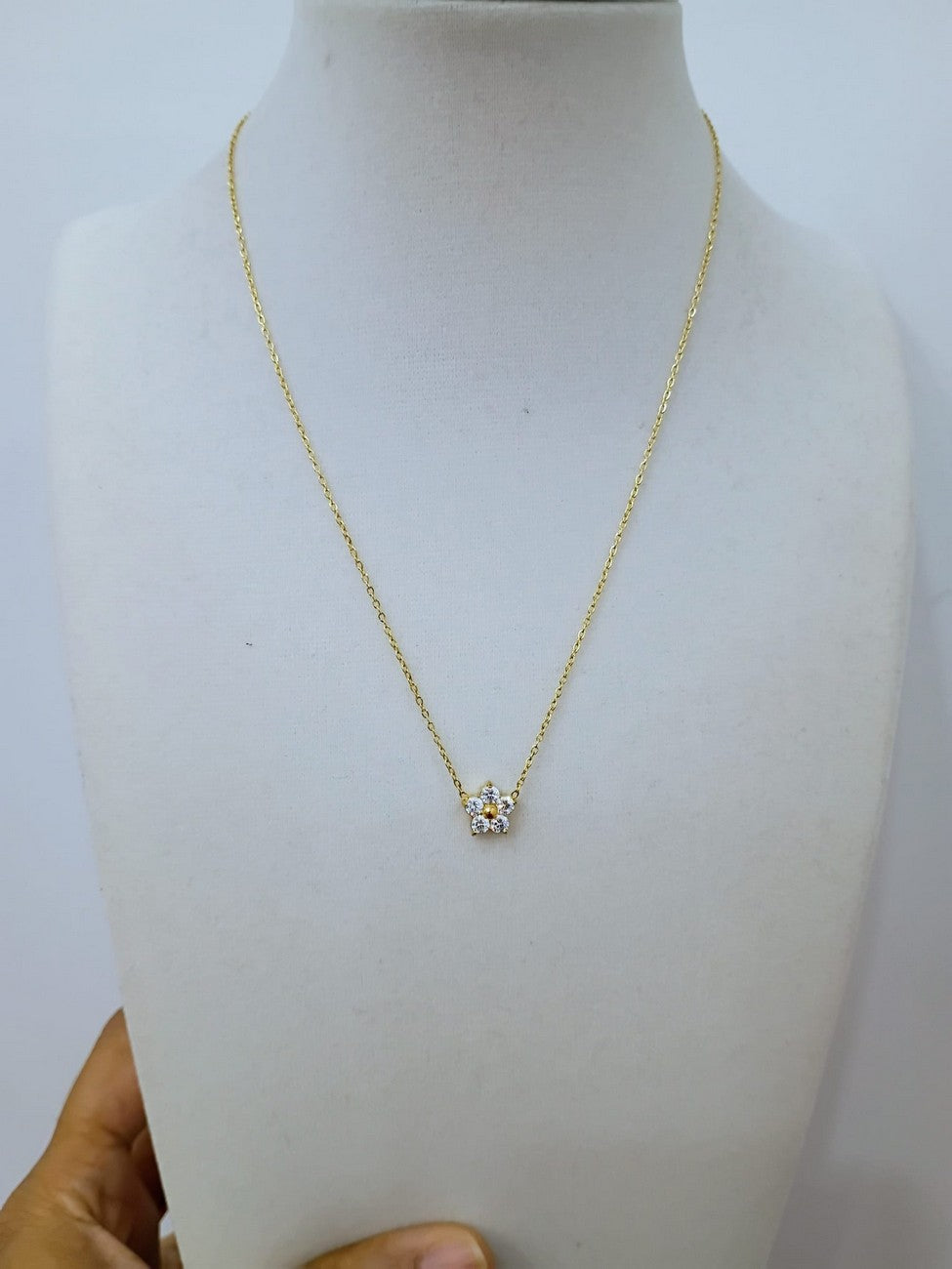 Anti Tarnish Daily wear 18K PVD Gold plated - 16 inches - extends to 18 inches - AT47