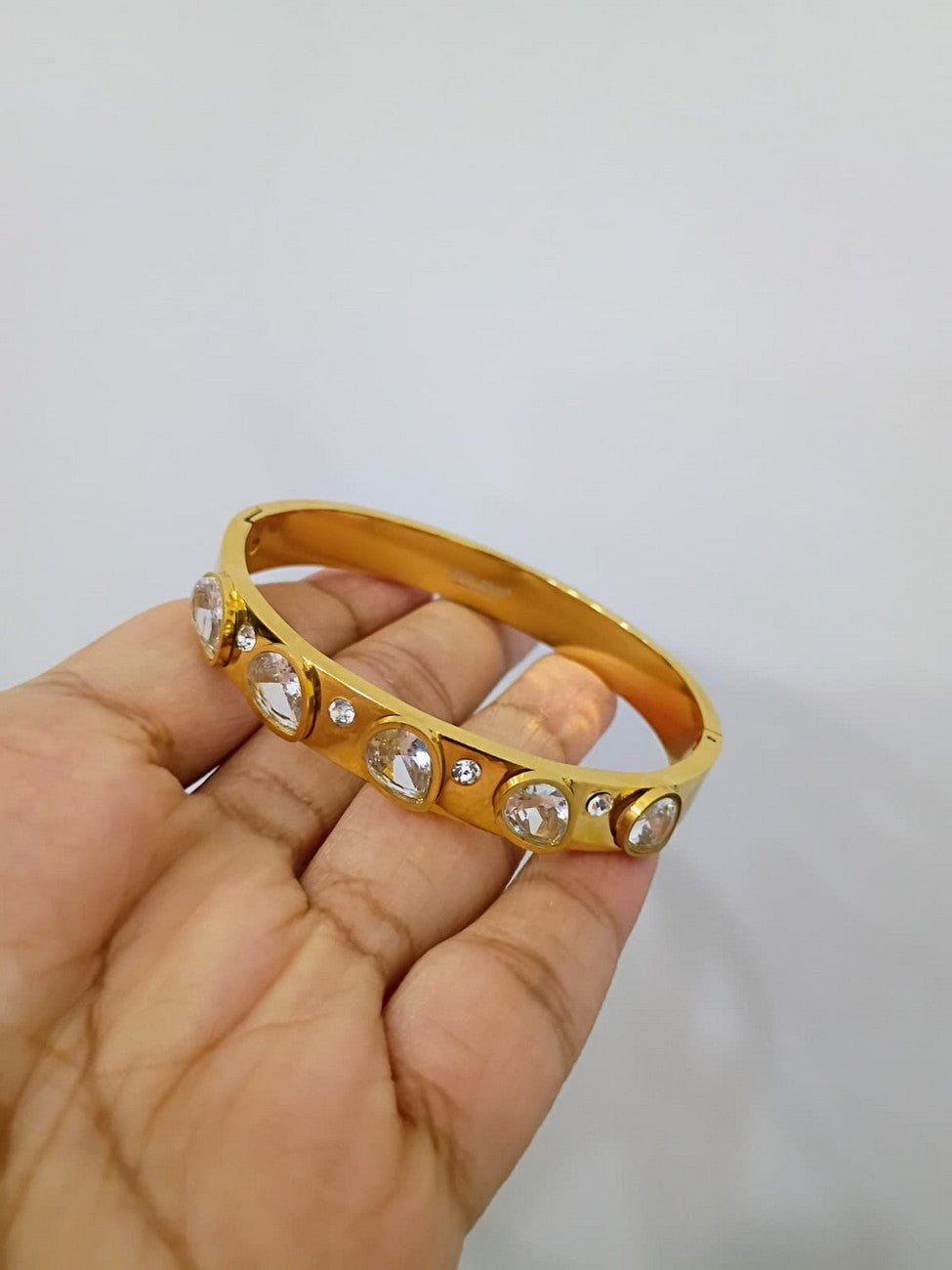 Anti Tarnish openable fits for 2.2, 2.4 size Bracelet - AT14