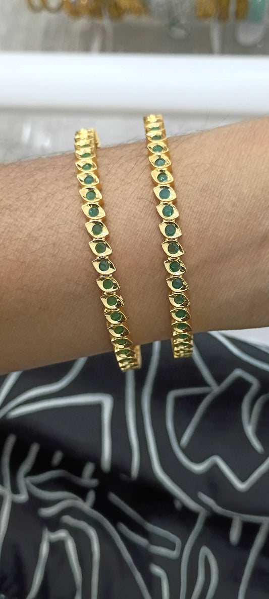 2.6 Bangles B28