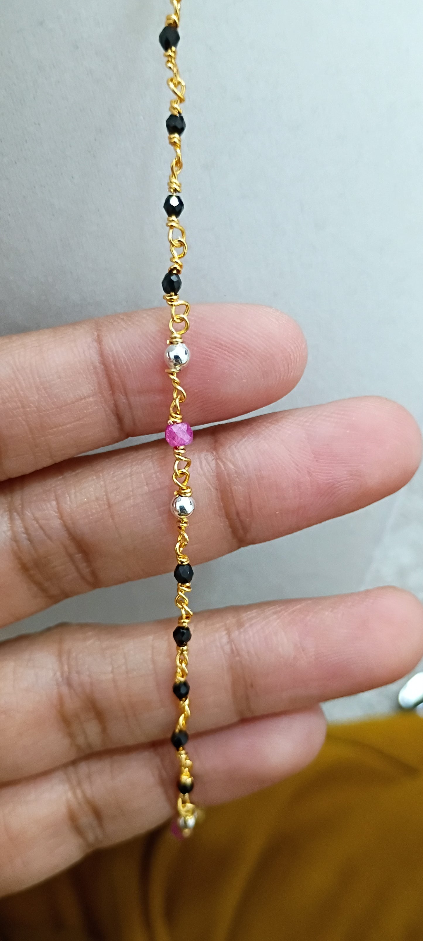 19 inches Black beads chain B33