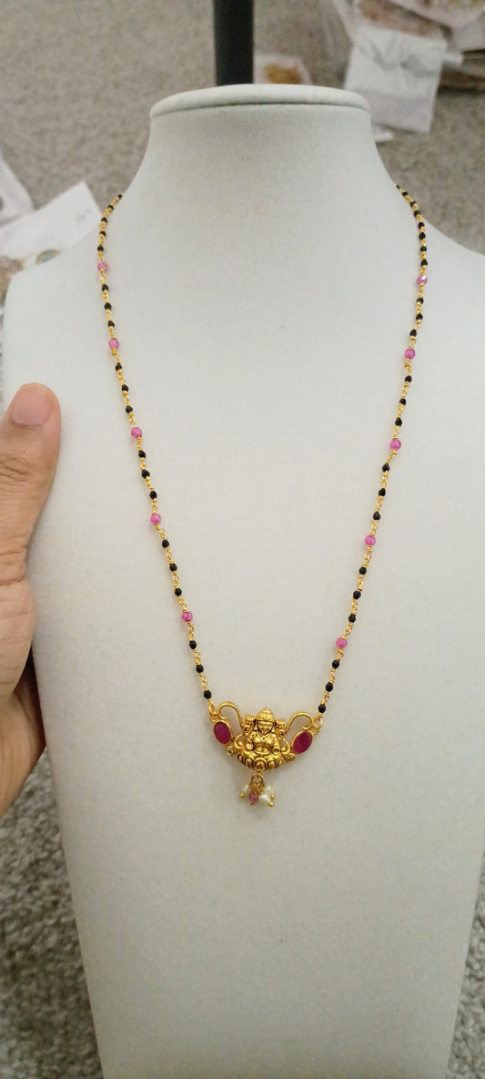 18 inches Black beads chain with Ear rings B31