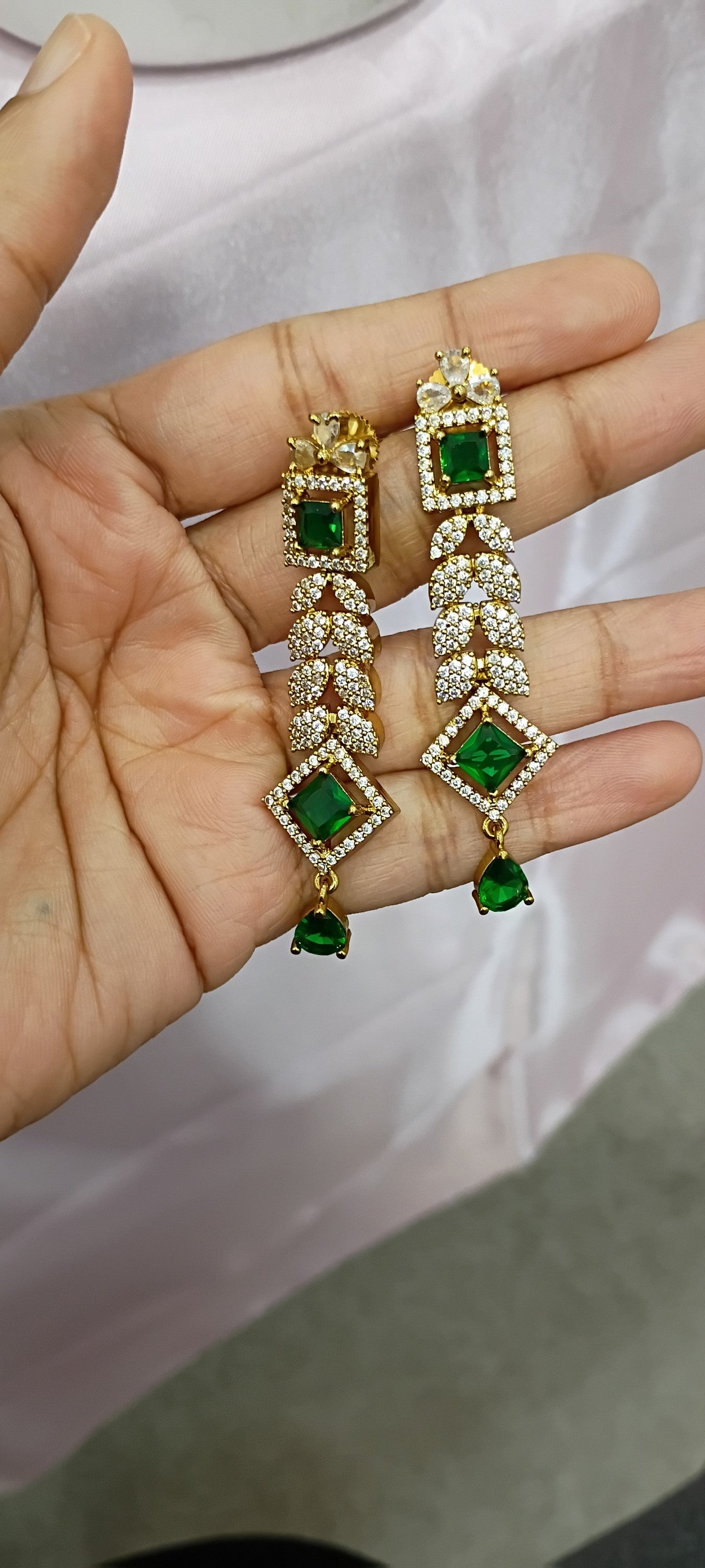Earrings E61