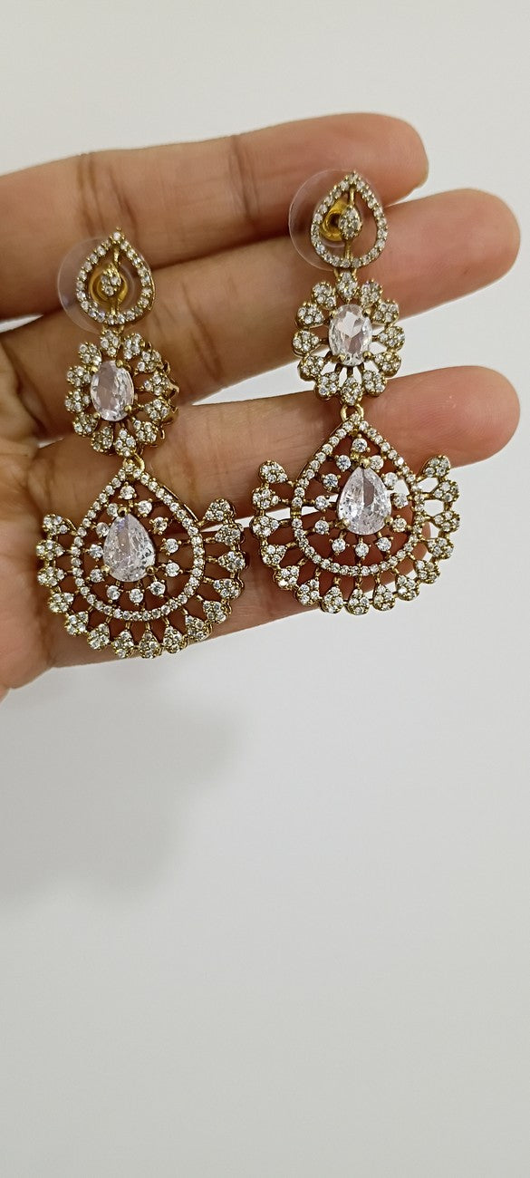 Victorian Neckset with Earrings N66
