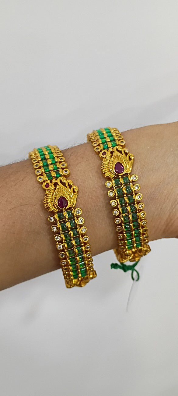 2.8 bangles B44
