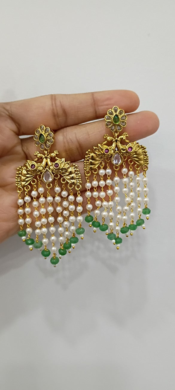 Earrings E36
