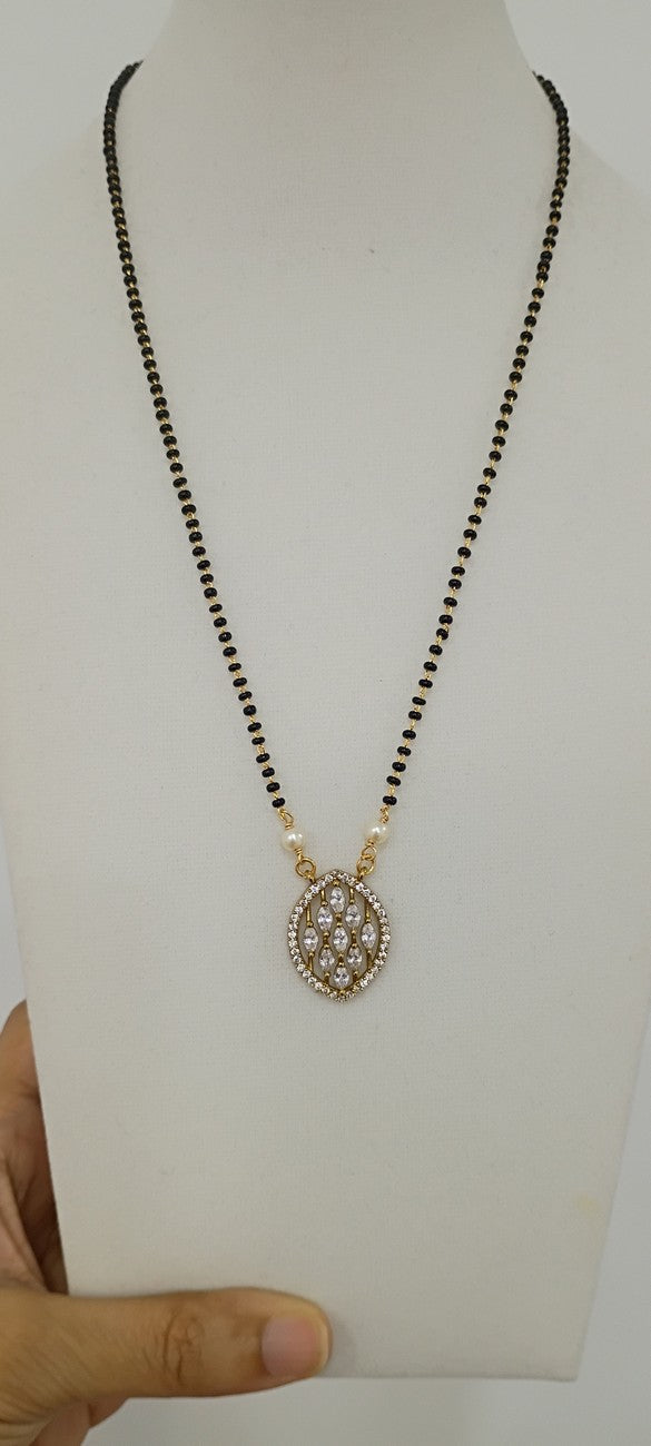 17 inches Black beads chain B84