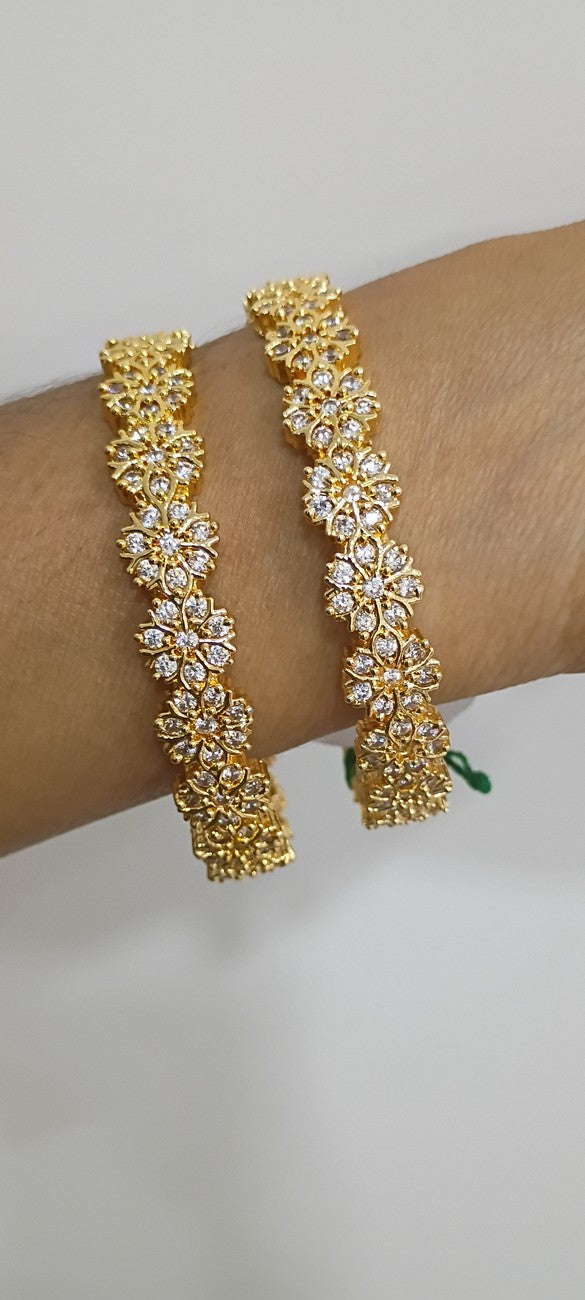 2.4 bangles B39