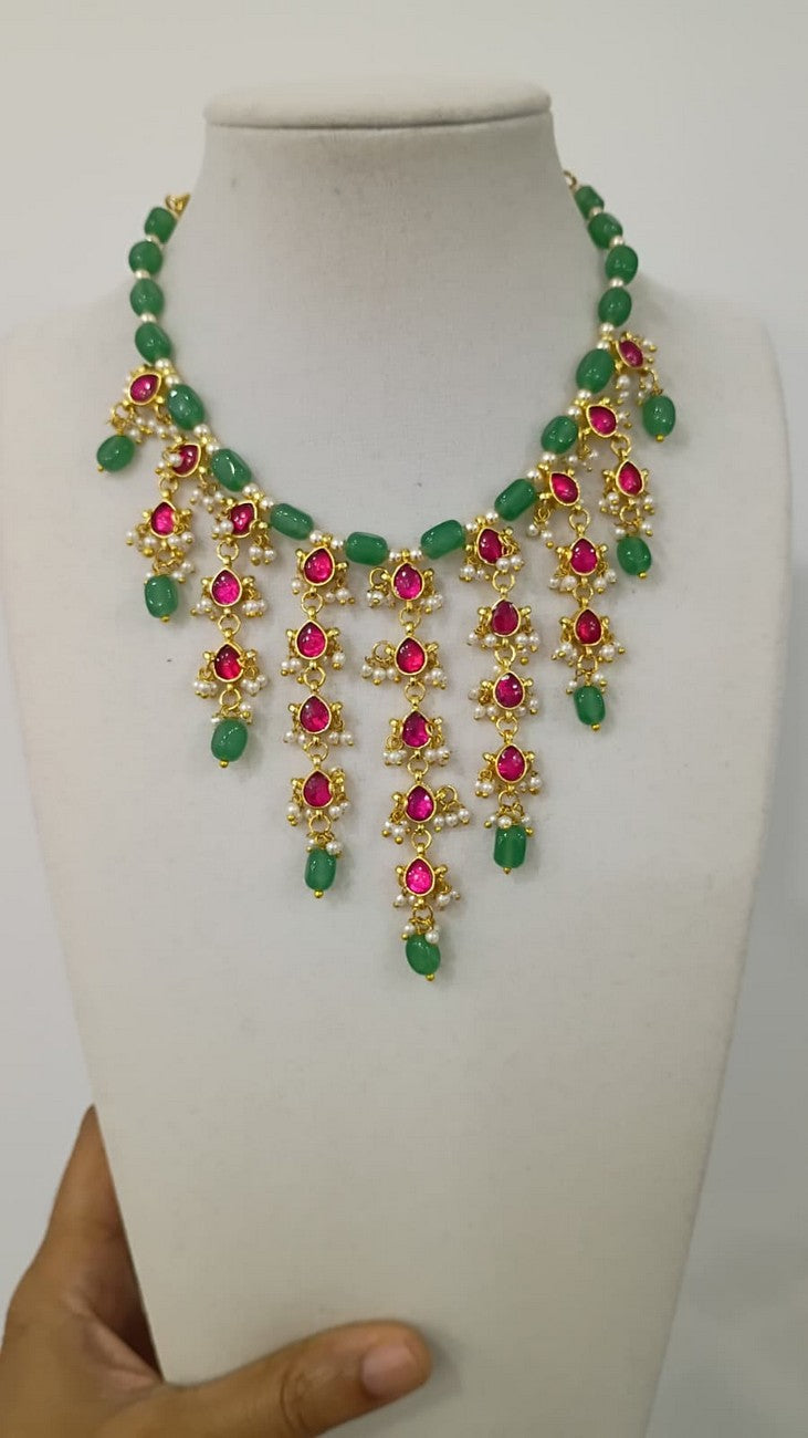 Neckset with Earrings N275