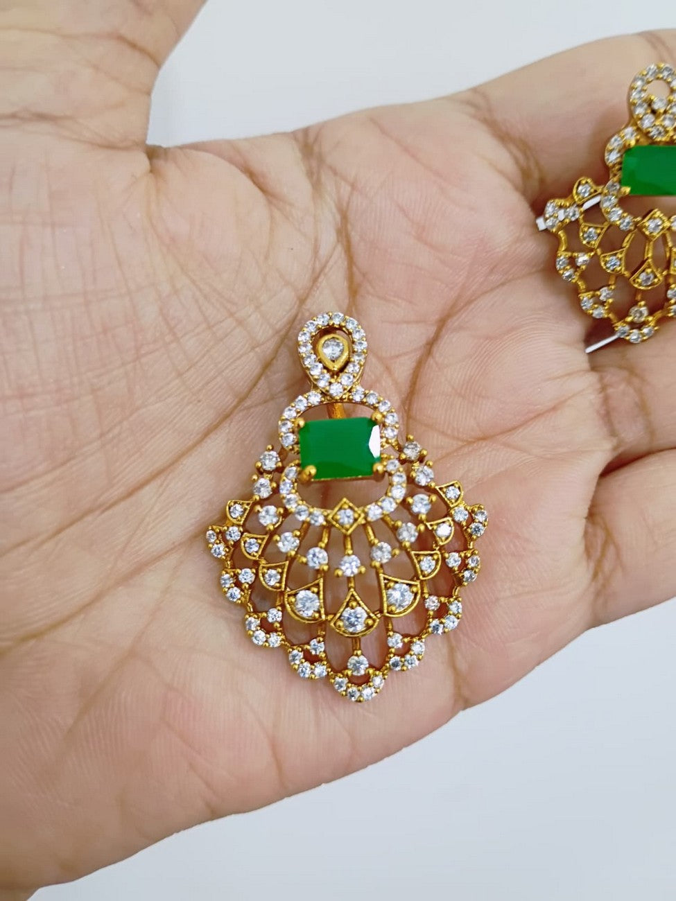 Pendant Set with Ear Rings P27