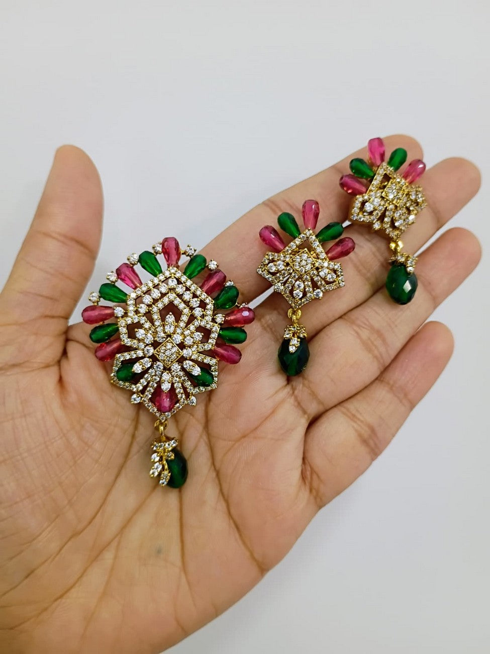 Pendant Set with Ear Rings P32